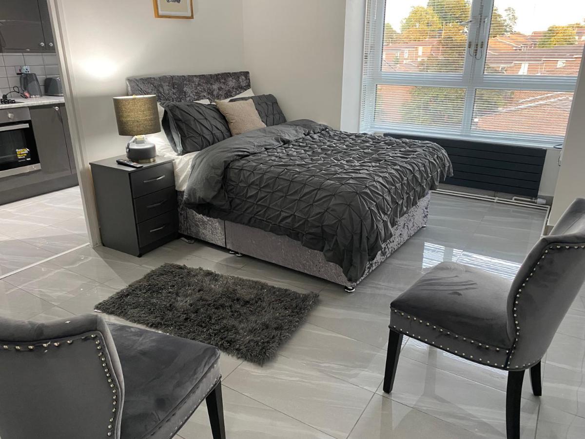 Luxurious 2-Bed Apartment In Woolwich Londen Buitenkant foto