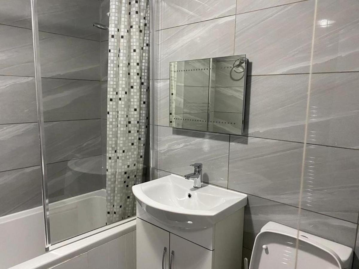 Luxurious 2-Bed Apartment In Woolwich Londen Buitenkant foto
